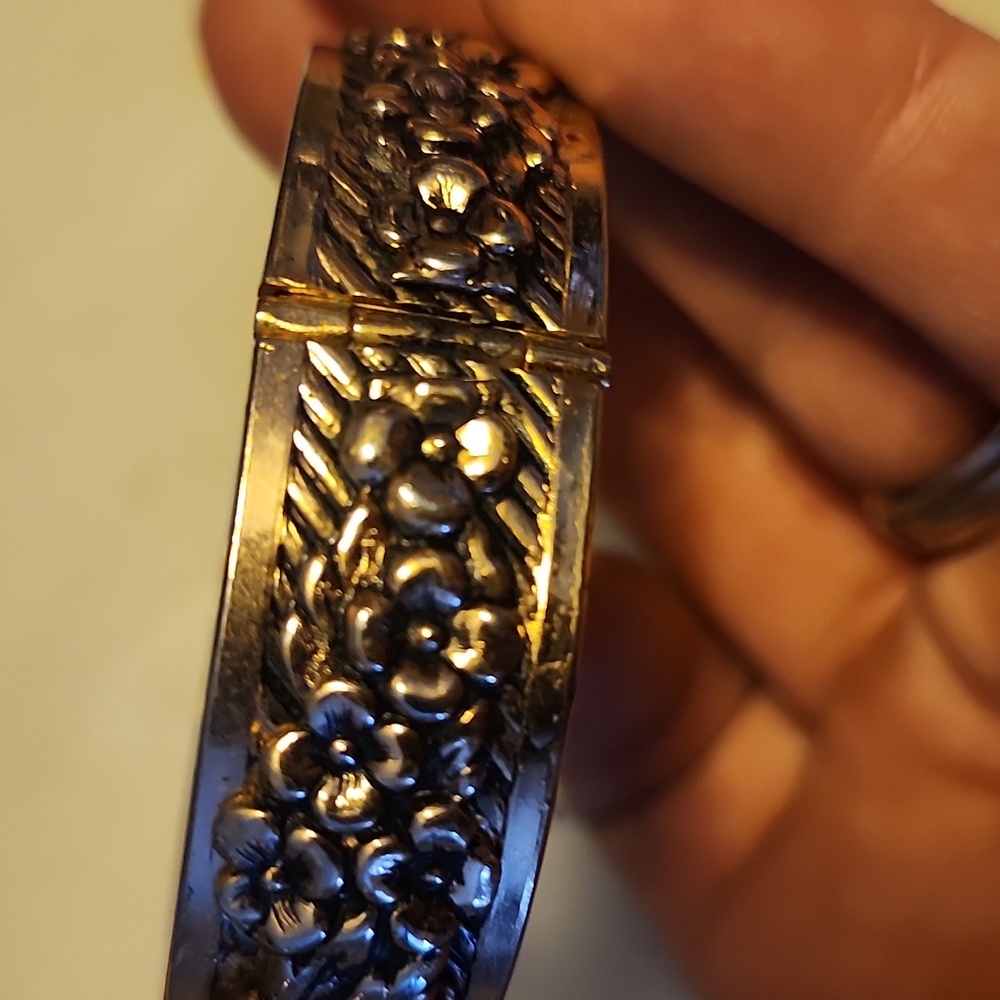 Silver Colored Floral Hinged Bangle Bracelet - image 8